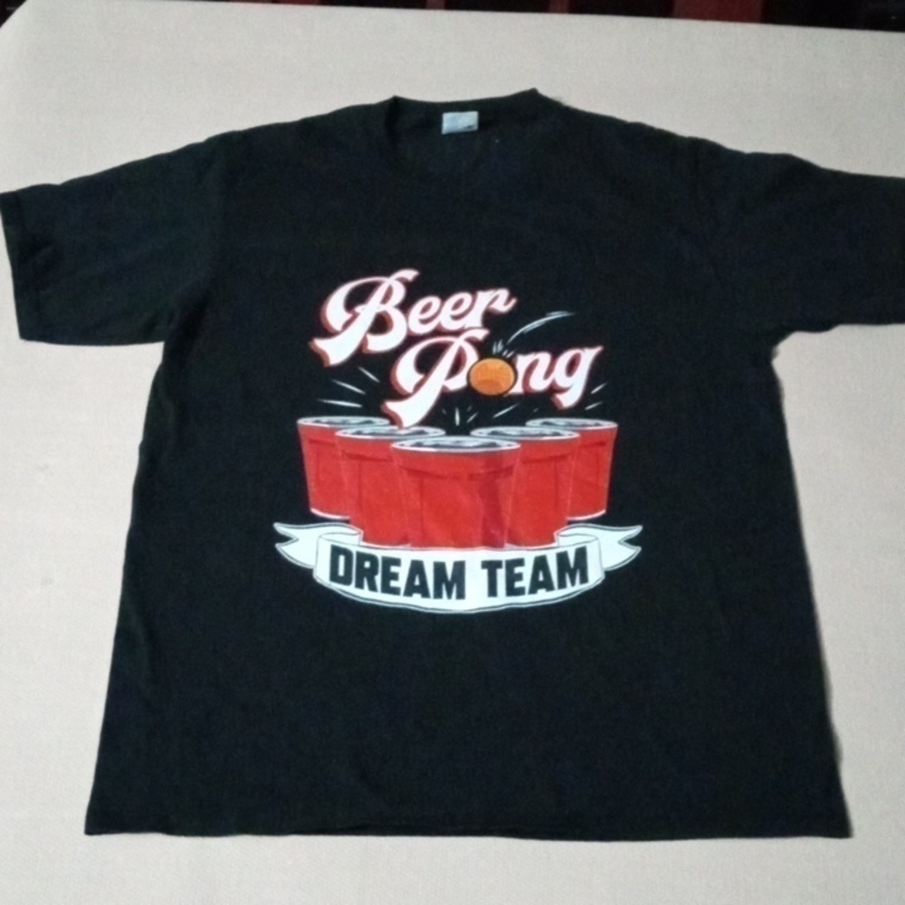 Port & Company Beer Pong graphic TShirt Size L Black  Red Pre-owned